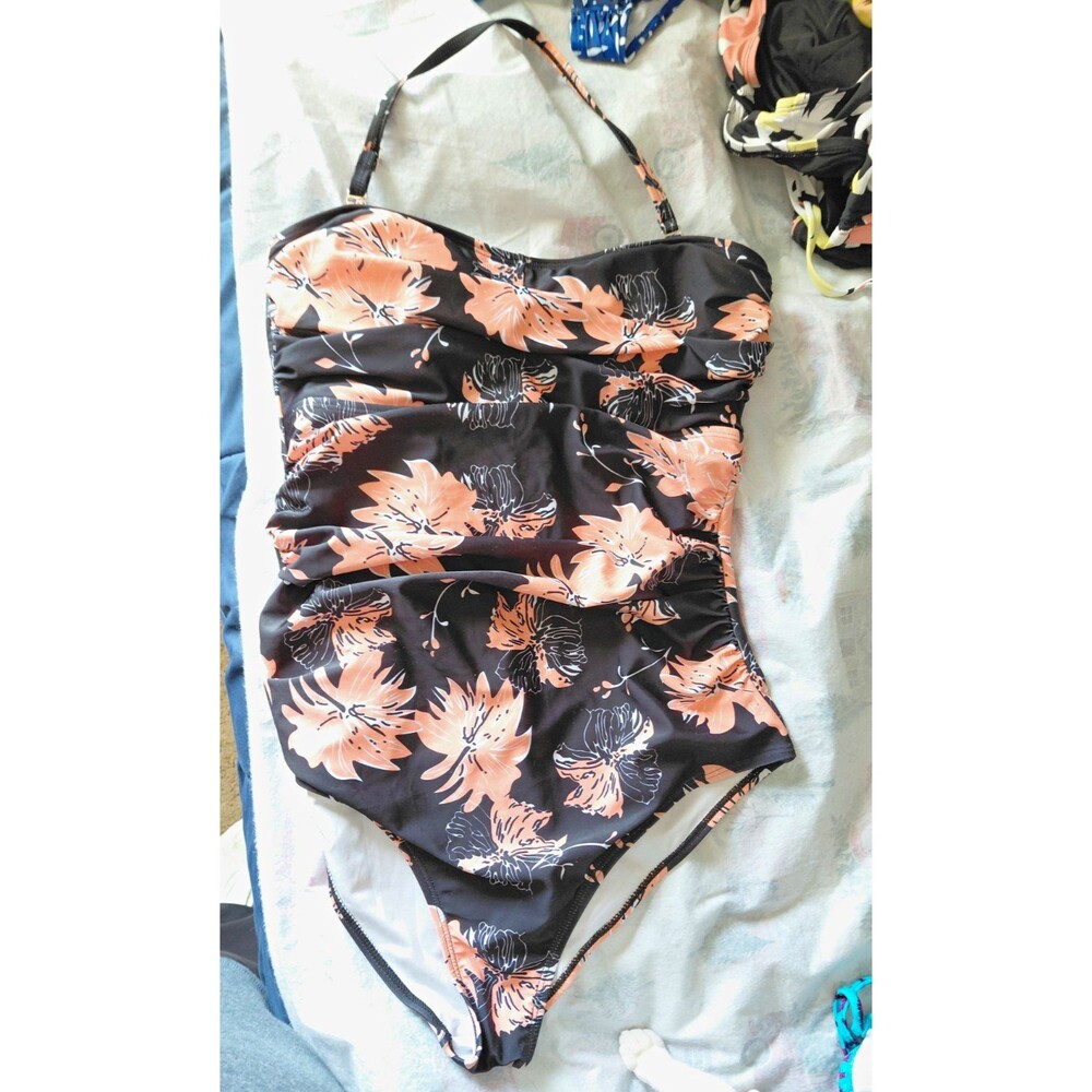 Women’s XL Black Peach Floral Halter One-Piece Swimsuit Lined Adjustable Strap
